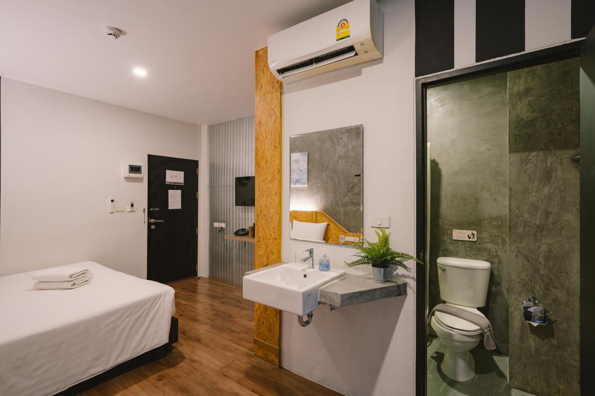 The Arbern Hotel X Bistro - Sha Extra Plus Phuket Luaran gambar